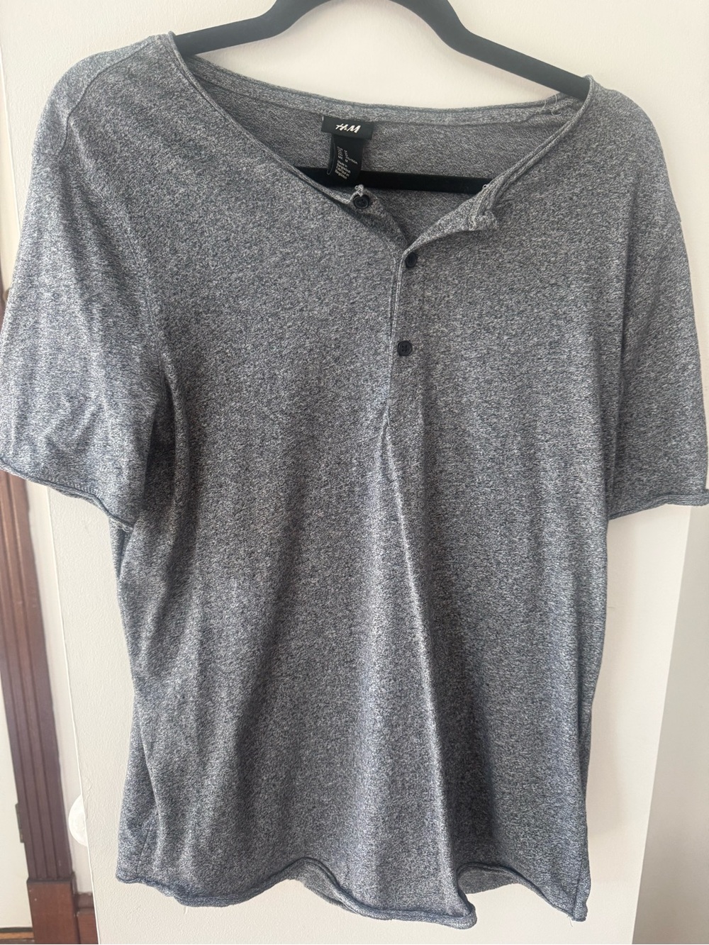 H&M Men's Short Sleeve Henley Polo in Heather Gray
